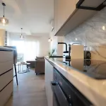 Penthouse With Roof Terrace And Hot Tub Appartement *