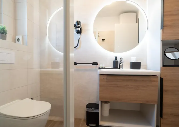 Апартаменты Penthouse With Roof Terrace And Hot Tub *
