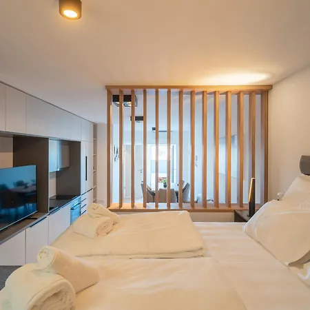 Apartman Penthouse With Roof Terrace And Hot Tub
