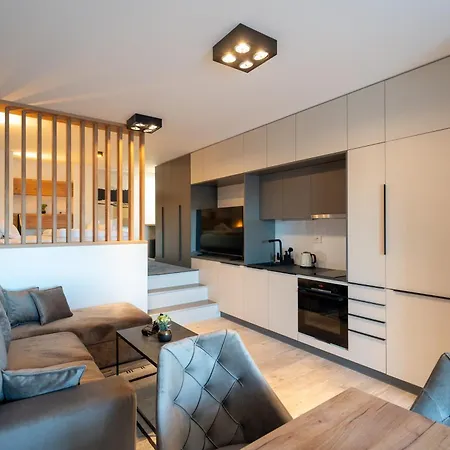 Penthouse With Roof Terrace And Hot Tub Apartman *